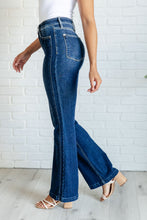 Load image into Gallery viewer, Judy Blue Mavis High Rise Side Seam Detail Flare Jeans
