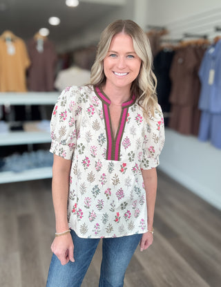 Cream & Floral Print Puffed Short Sleeved Top