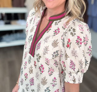 Cream & Floral Print Puffed Short Sleeved Top Entro Brand