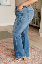 Load image into Gallery viewer, Judy Blue Genevieve Mid Rise Vintage Bootcut Jeans
