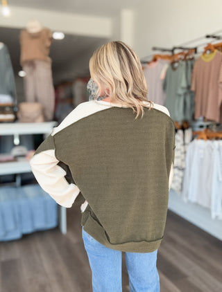Cozy Contrast Knit Sweatshirt