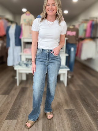 Judy Blue Mid Rise Straight Fit Jeans