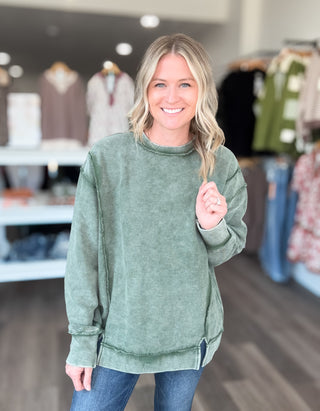 Acid Washed Ribbed Long Sleeved Front Slit Pullover