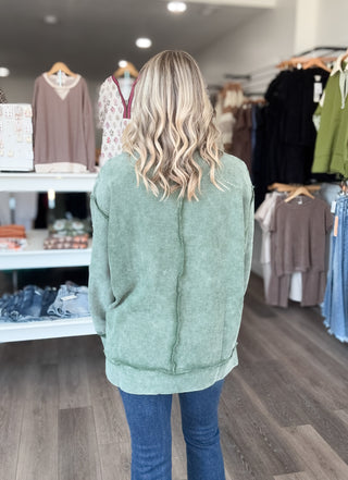 Acid Washed Ribbed Long Sleeved Front Slit Pullover