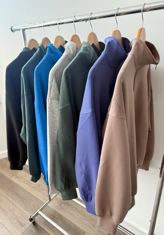 Essential Scuba Quarter Zip Long Sleeved Pullover