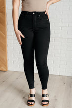 Load image into Gallery viewer, Judy Blue Nicole Tummy Control Skinny Jeans in Black
