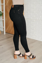 Load image into Gallery viewer, Judy Blue Nicole Tummy Control Skinny Jeans in Black
