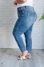 Load image into Gallery viewer, Judy Blue Nicole Tummy Control Skinny Jeans in Vintage Wash
