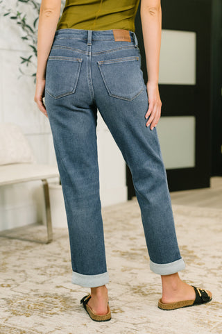 Judy Blue Shane Mid Rise Billie Boyfriend Jeans