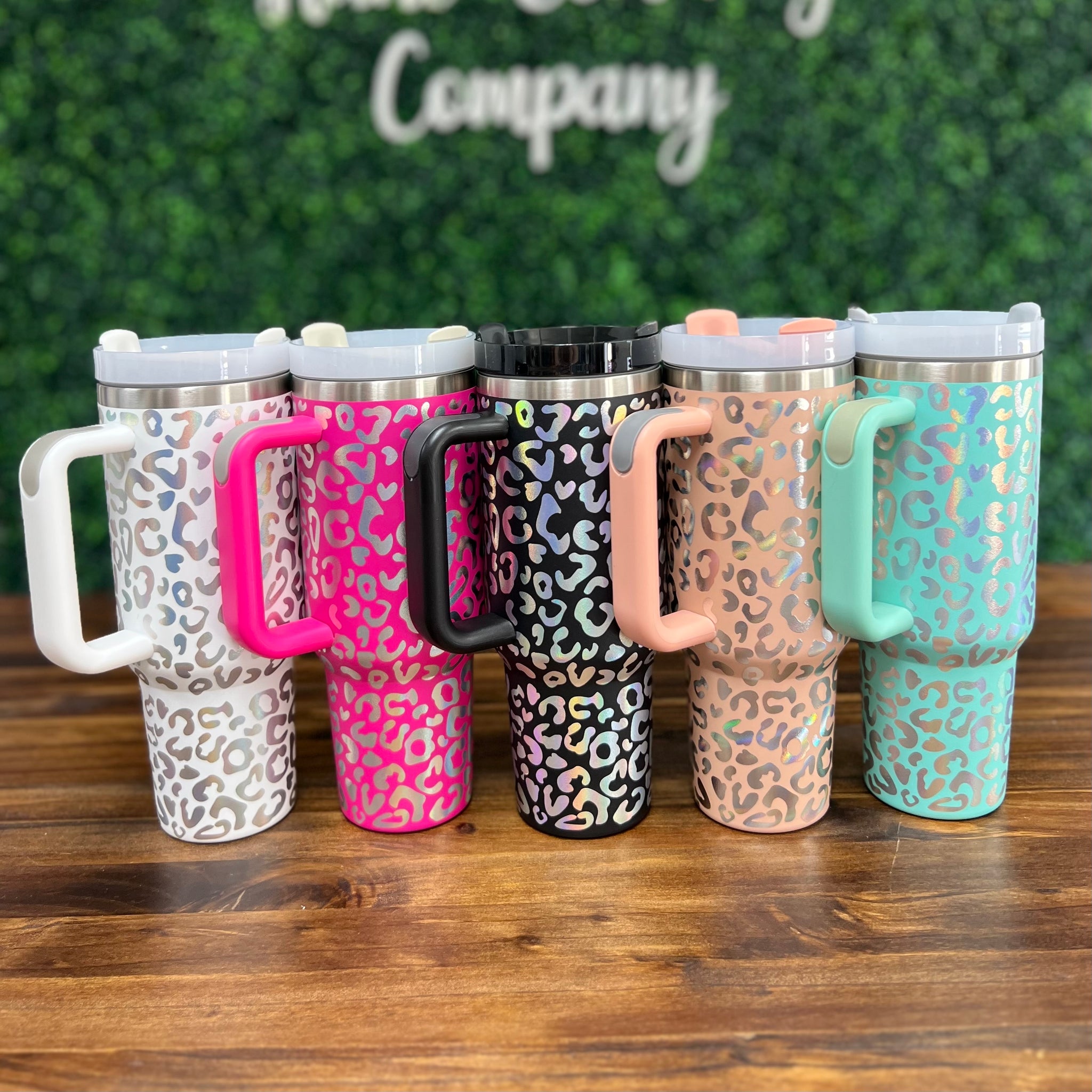 40oz Tumbler with Handle White Holographic Leopard Print – Dales Clothing  Inc