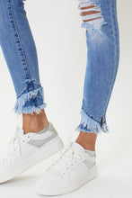 Load image into Gallery viewer, KanCan Mid Rise Distressed Skinnies
