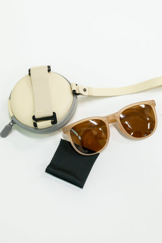 Collapsible Girlfriend Sunnies & Case in Tan